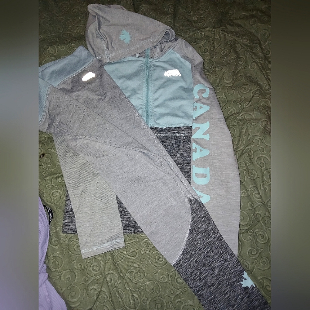 Bnwot Roots track suit